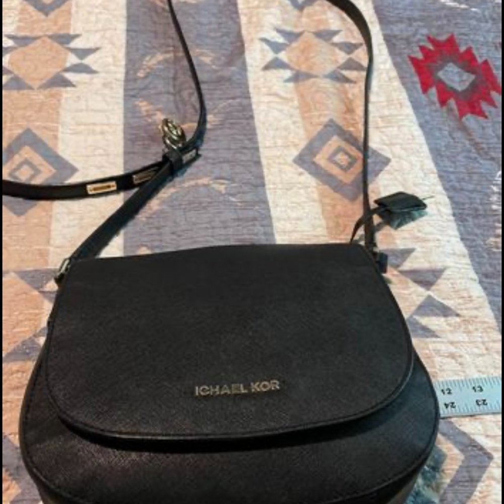 Michael Kors Hamilton Cross Body